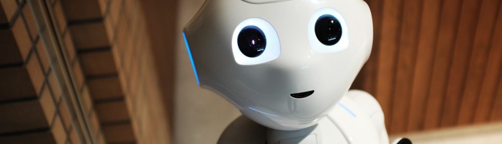 https://www.pexels.com/photo/high-angle-photo-of-robot-2599244/