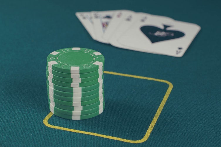 Casino vocabulary - poker chips 